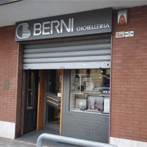 Negozio In Affitto a Carpi