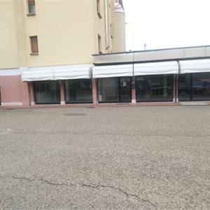 Negozio In Vendita a Carpi